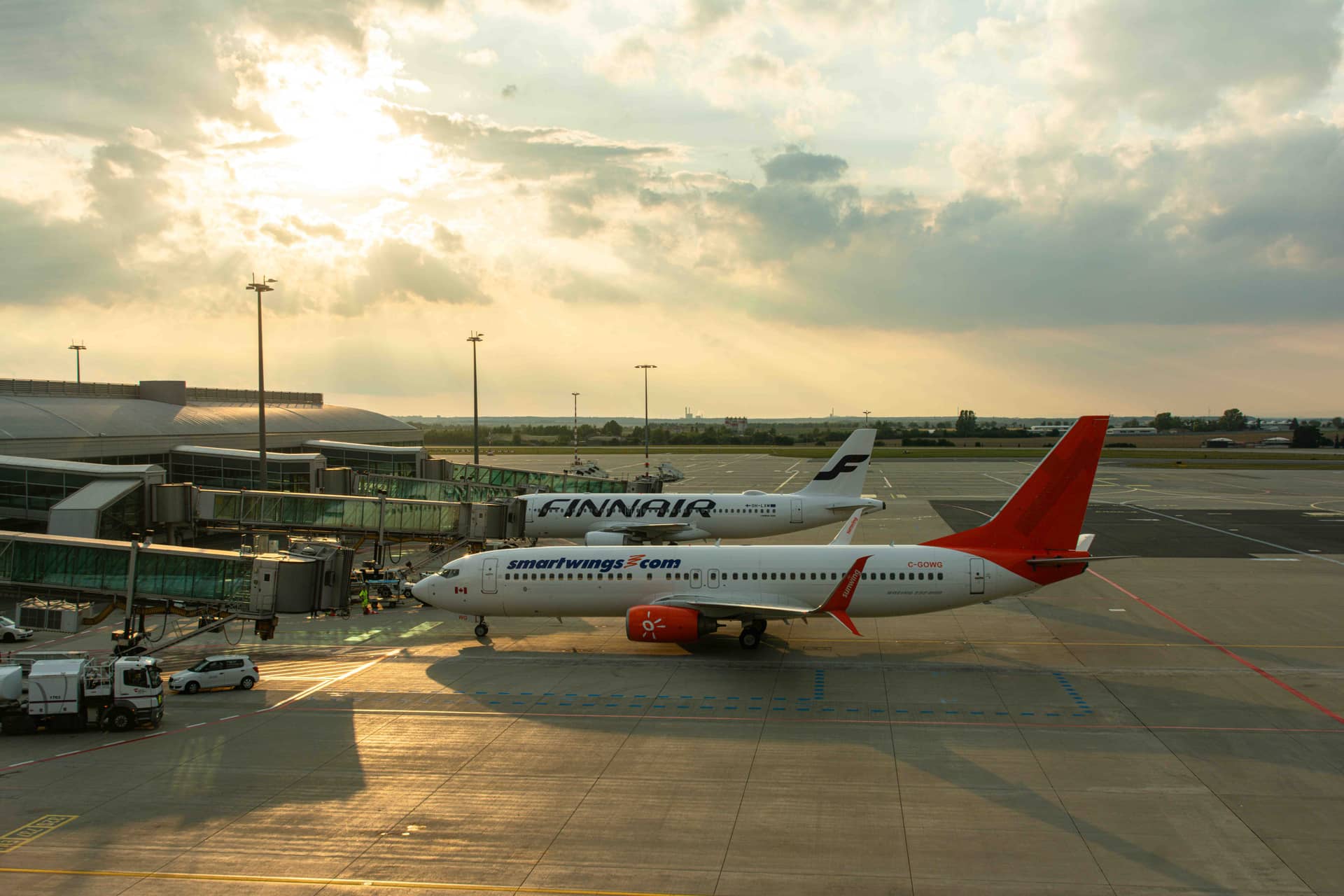 Sunset at prague airport with chartered smartwings – Tschechien, Europa. Foto: Christian Böhme